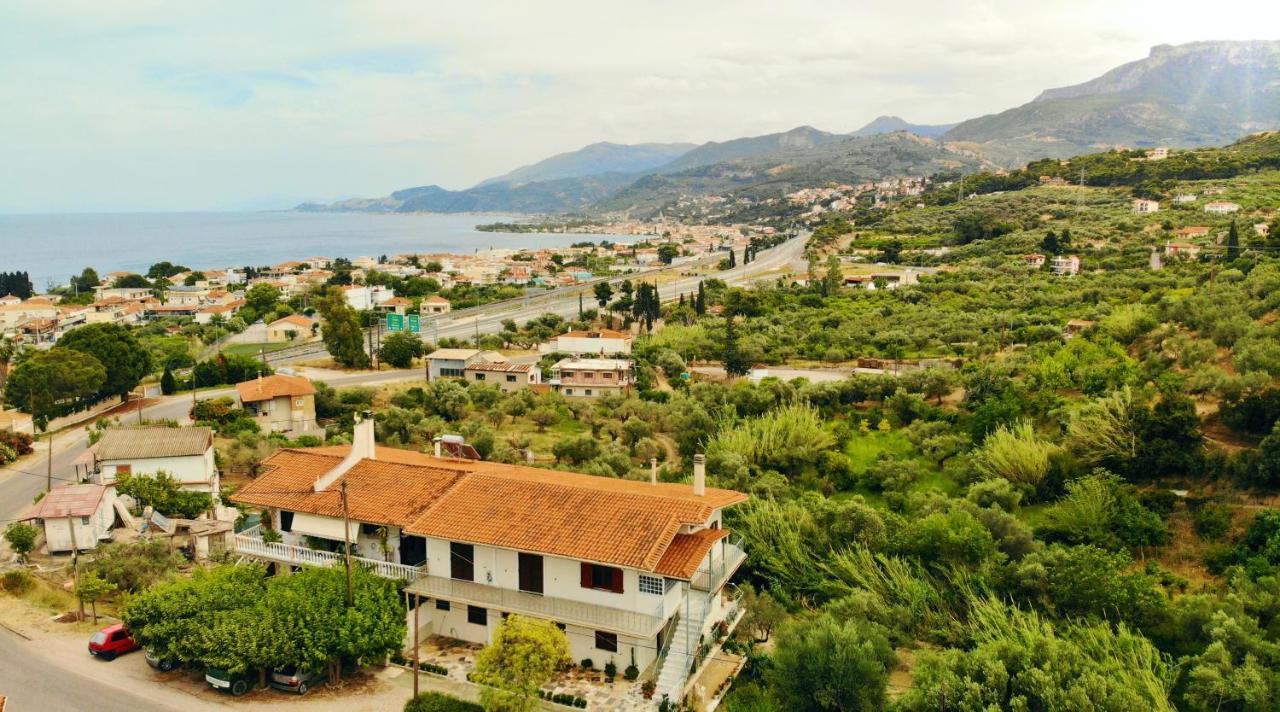 Four Seasons Relaxing Villa Ακράτα Εξωτερικό φωτογραφία