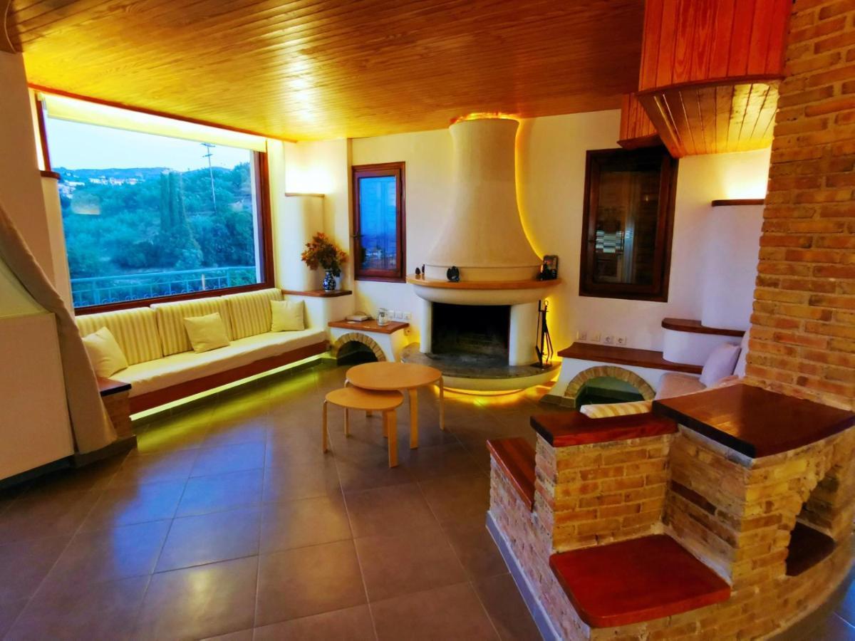 Four Seasons Relaxing Villa Ακράτα Εξωτερικό φωτογραφία